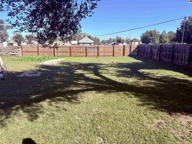 Photo of 426 E Walker St, Hutchinson, KS