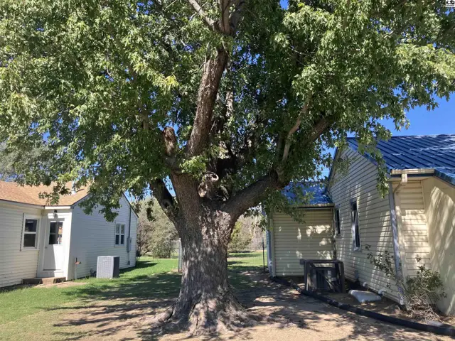 Photo of 412 E Grant, Greensburg, KS