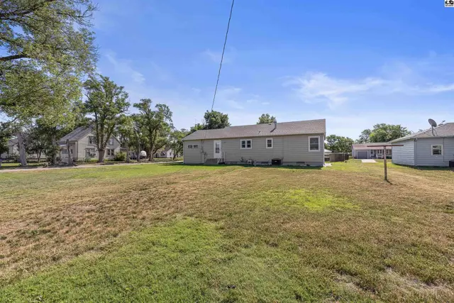 Photo of 600 S 3rd St, Bushton, KS