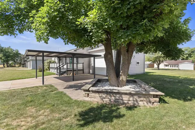 Photo of 600 S 3rd St, Bushton, KS