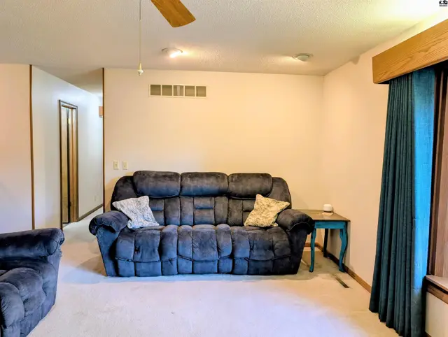 Photo of 908 Countryside Dr, McPherson, KS