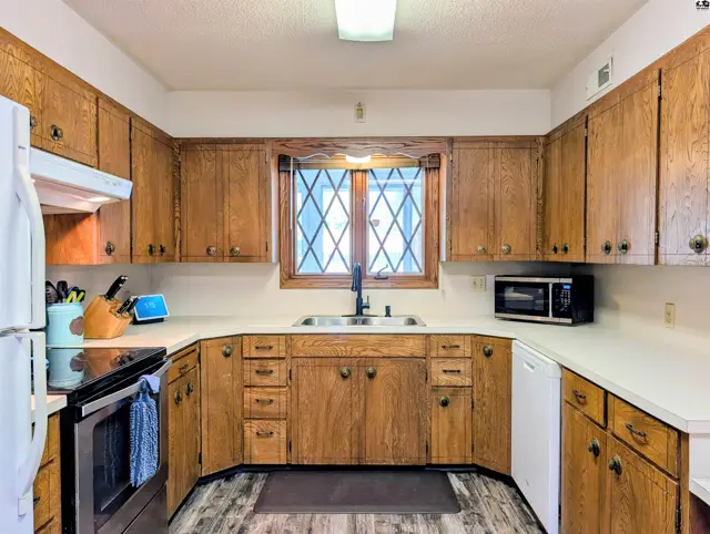 Photo of 908 Countryside Dr, McPherson, KS