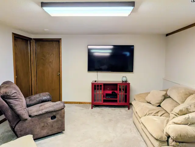 Photo of 908 Countryside Dr, McPherson, KS