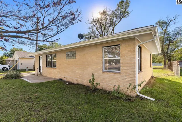 Photo of 3013 N Elm Street, Hutchinson, KS