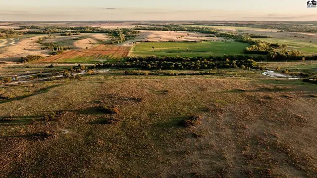 Photo of 000 W Parallel Rd, Arlington, KS