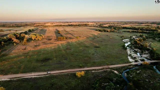 Photo of 000 W Parallel Rd, Arlington, KS