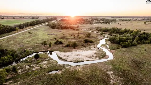 Photo of 000 W Parallel Rd, Arlington, KS