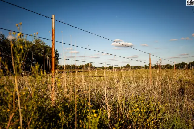 Photo of 000 W Parallel Rd, Arlington, KS