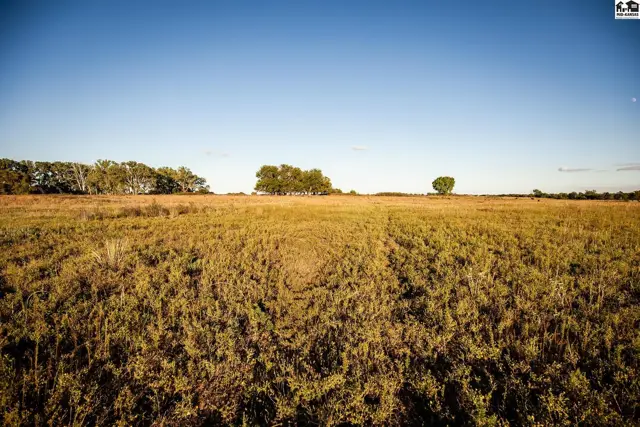 Photo of 000 W Parallel Rd, Arlington, KS