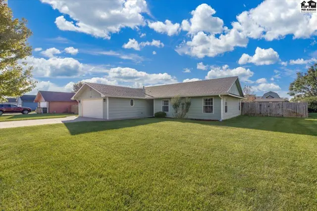 Photo of 1807 E 26th Ave, Hutchinson, KS