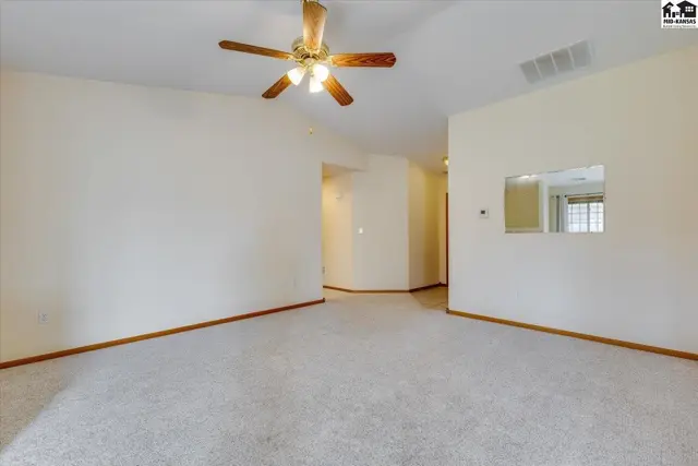 Photo of 1807 E 26th Ave, Hutchinson, KS