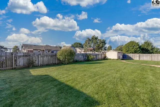 Photo of 1807 E 26th Ave, Hutchinson, KS