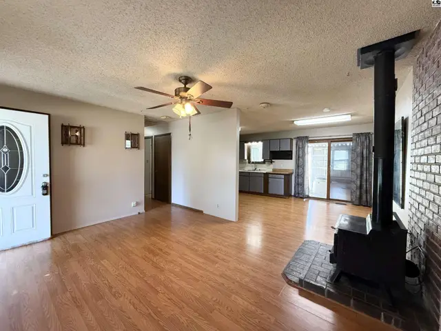 Photo of 805 Keast St, Hutchinson, KS