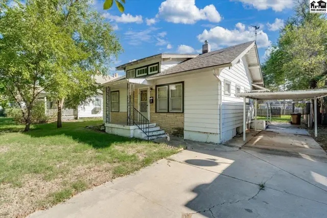 Photo of 219 E 12th Ave, Hutchinson, KS