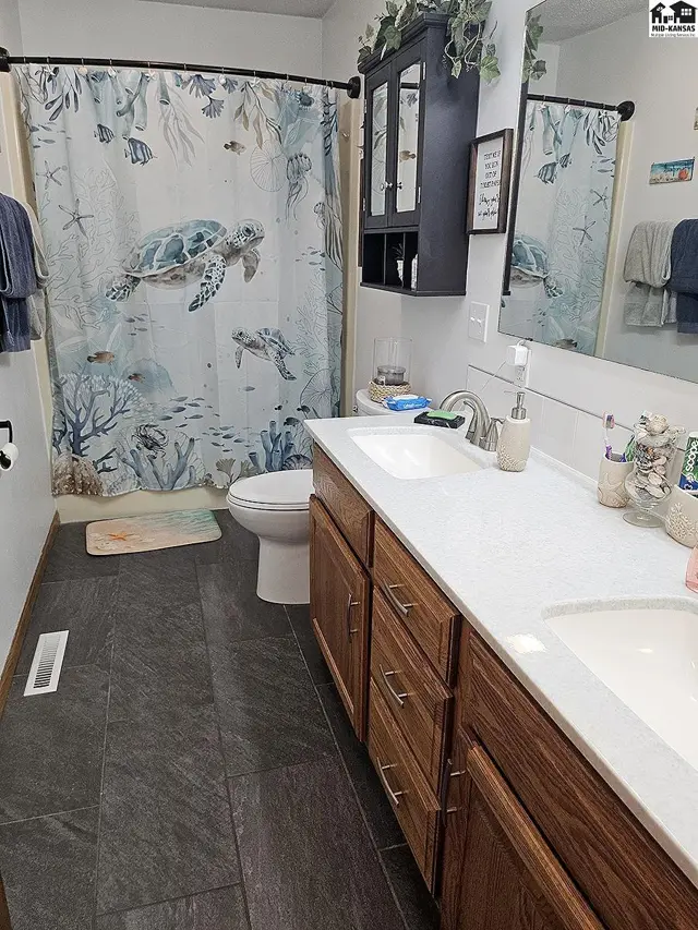 Photo of 1600 Pintail Ct, McPherson, KS