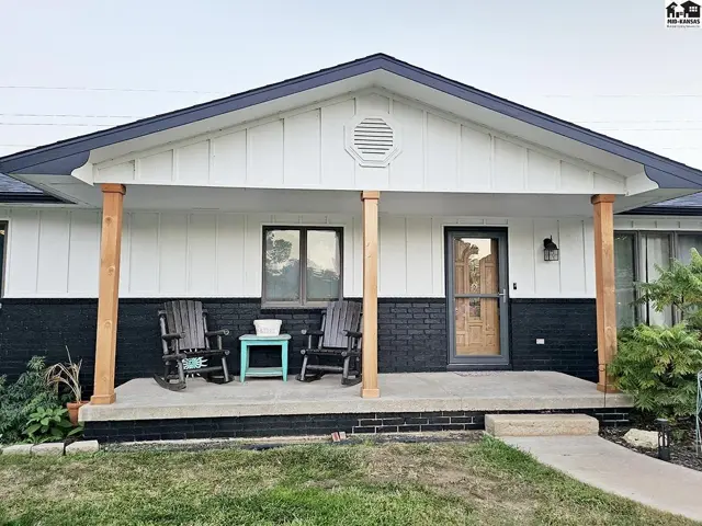 Photo of 1600 Pintail Ct, McPherson, KS
