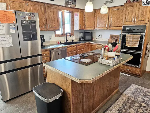 Photo of 1600 Pintail Ct, McPherson, KS