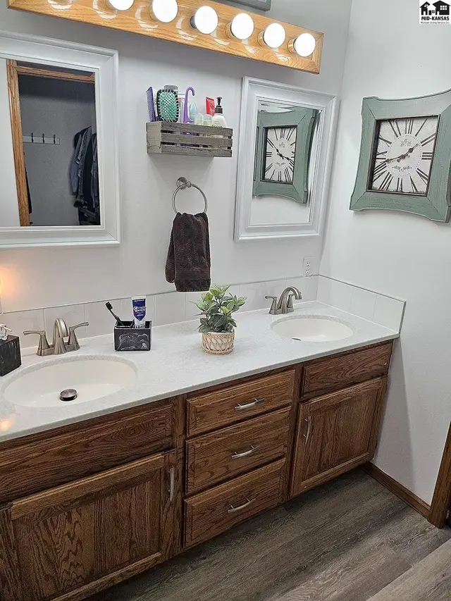 Photo of 1600 Pintail Ct, McPherson, KS