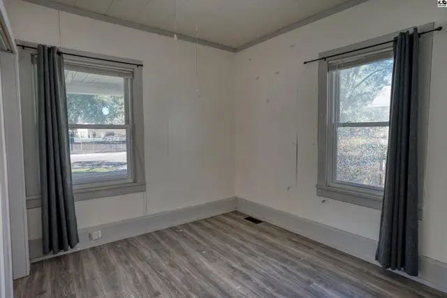 Photo of 900 N Elm St, McPherson, KS
