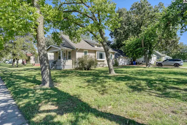 Photo of 900 N Elm St, McPherson, KS