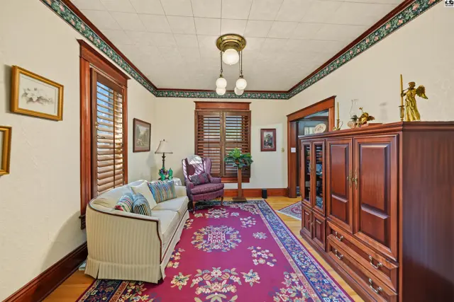 Photo of 202 N Lincoln St, Marquette, KS