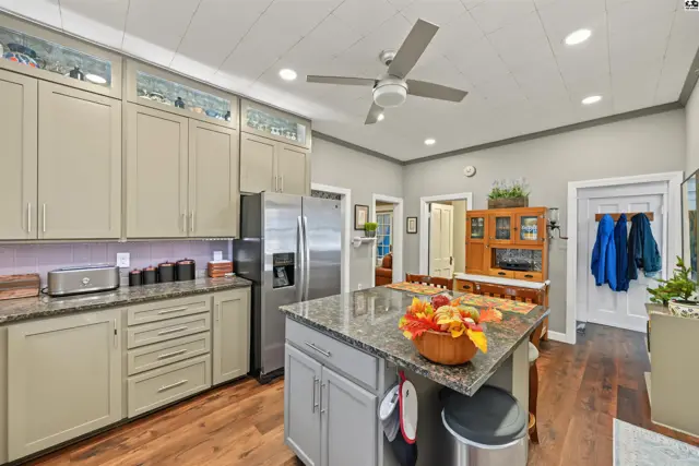 Photo of 202 N Lincoln St, Marquette, KS