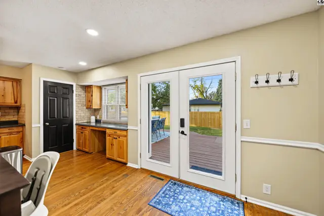 Photo of 2032 Mission Rd, Salina, KS