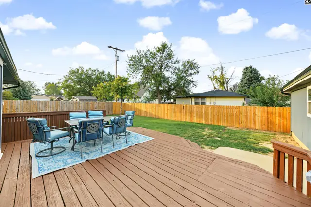 Photo of 2032 Mission Rd, Salina, KS