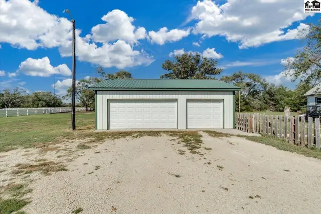 Photo of 10931 279th St West, Mount Hope, KS