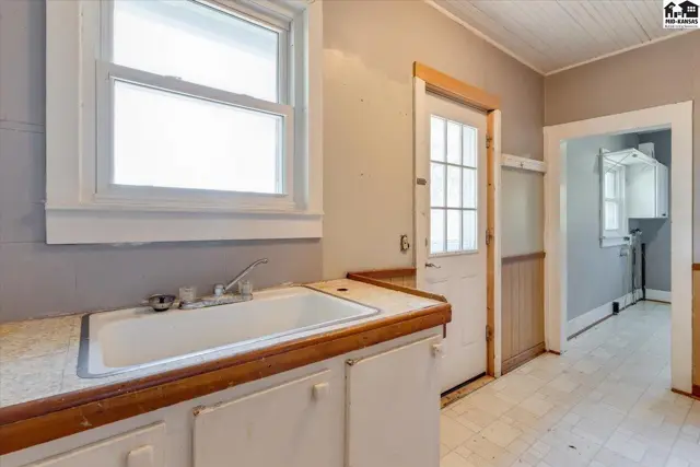 Photo of 10931 279th St West, Mount Hope, KS