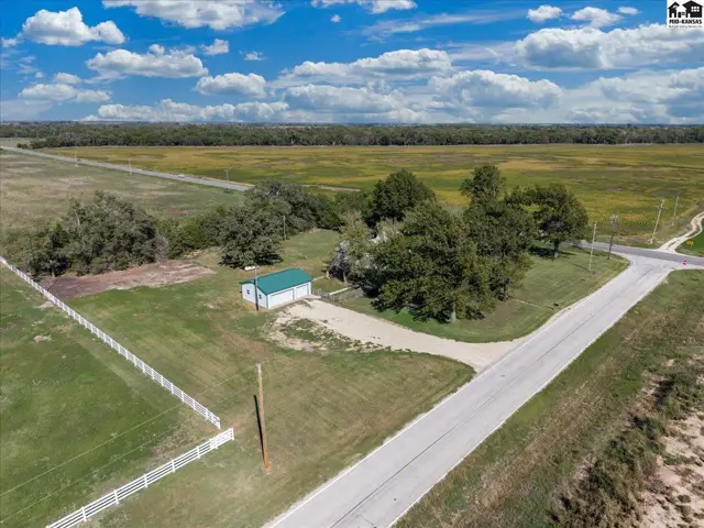 Photo of 10931 279th St West, Mount Hope, KS
