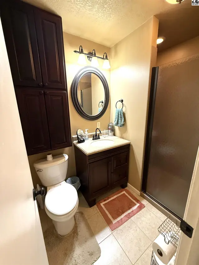 Photo of 109 N Lisa Cir, Medicine Lodge, KS