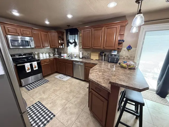 Photo of 109 N Lisa Cir, Medicine Lodge, KS