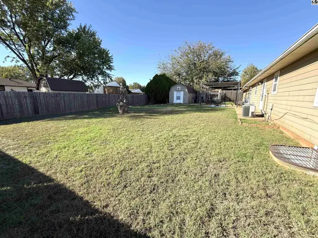Photo of 109 N Lisa Cir, Medicine Lodge, KS