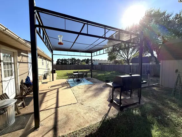 Photo of 109 N Lisa Cir, Medicine Lodge, KS