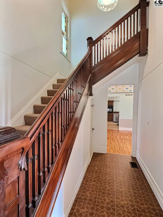 Photo of 509 W Chicago Ave, Colwich, KS