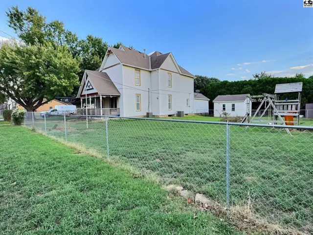 Photo of 509 W Chicago Ave, Colwich, KS