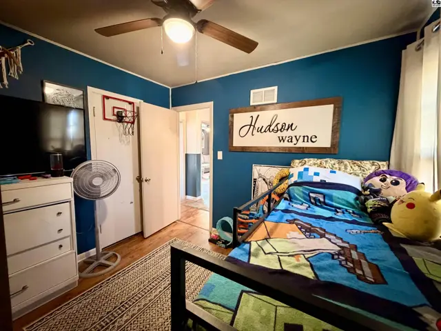 Photo of 618 W 10th Ave, Hutchinson, KS