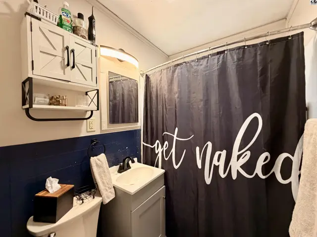 Photo of 618 W 10th Ave, Hutchinson, KS