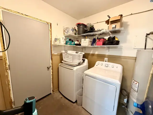 Photo of 618 W 10th Ave, Hutchinson, KS