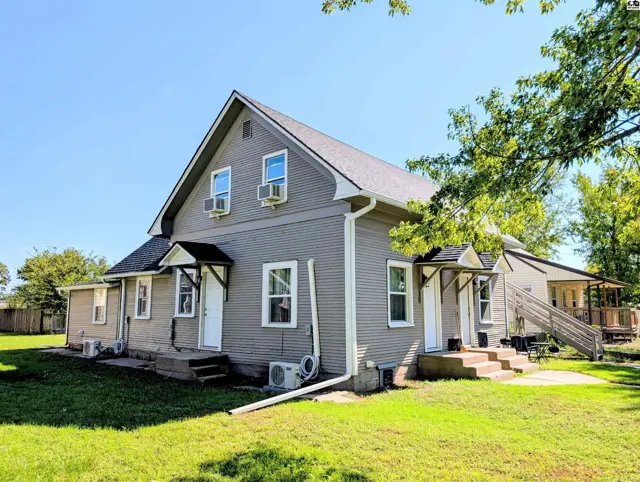 Photo of 311-313.5 S Hickory St, McPherson, KS
