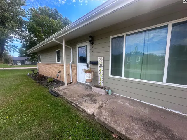 Photo of 923 Green St, Pratt, KS