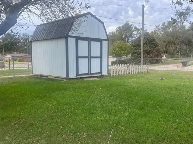 Photo of 923 Green St, Pratt, KS