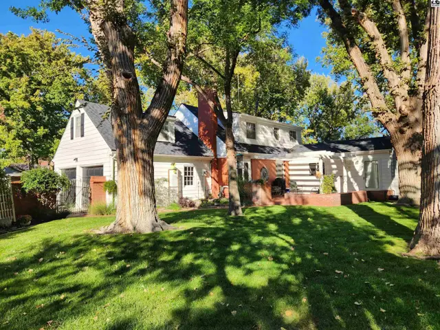 Photo of 205 Countryside Dr, Hutchinson, KS
