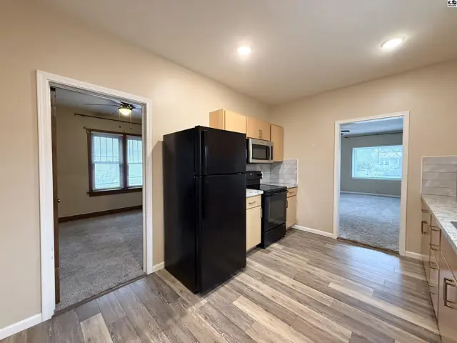 Photo of 517 W 14th Ave, Hutchinson, KS