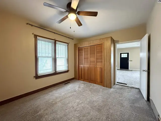 Photo of 517 W 14th Ave, Hutchinson, KS