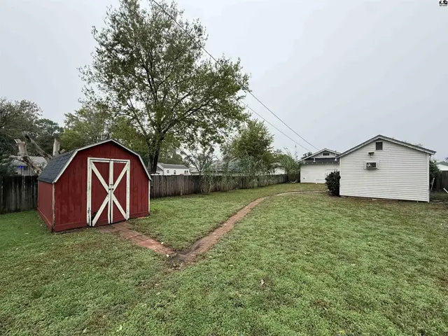 Photo of 517 W 14th Ave, Hutchinson, KS
