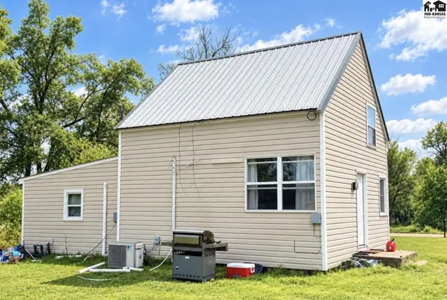 Photo of 3601 W 6th Ave, Hutchinson, KS