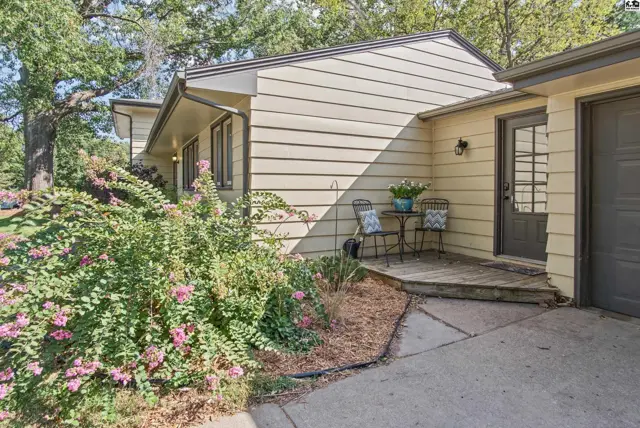 Photo of 613 W 8th St, Newton, KS
