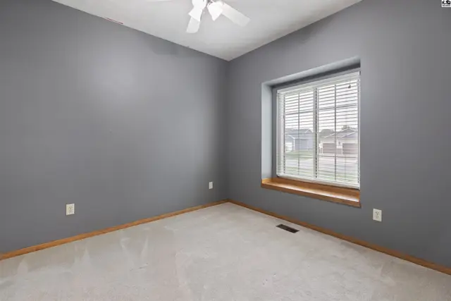 Photo of 100 Kisiwa Village Rd, Hutchinson, KS